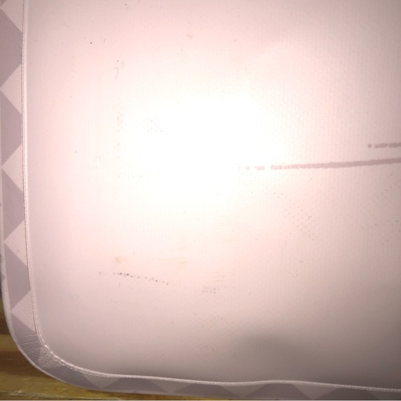 So Ill On the Roam Pink Dirt Bag 25L - Picture 6 of 14